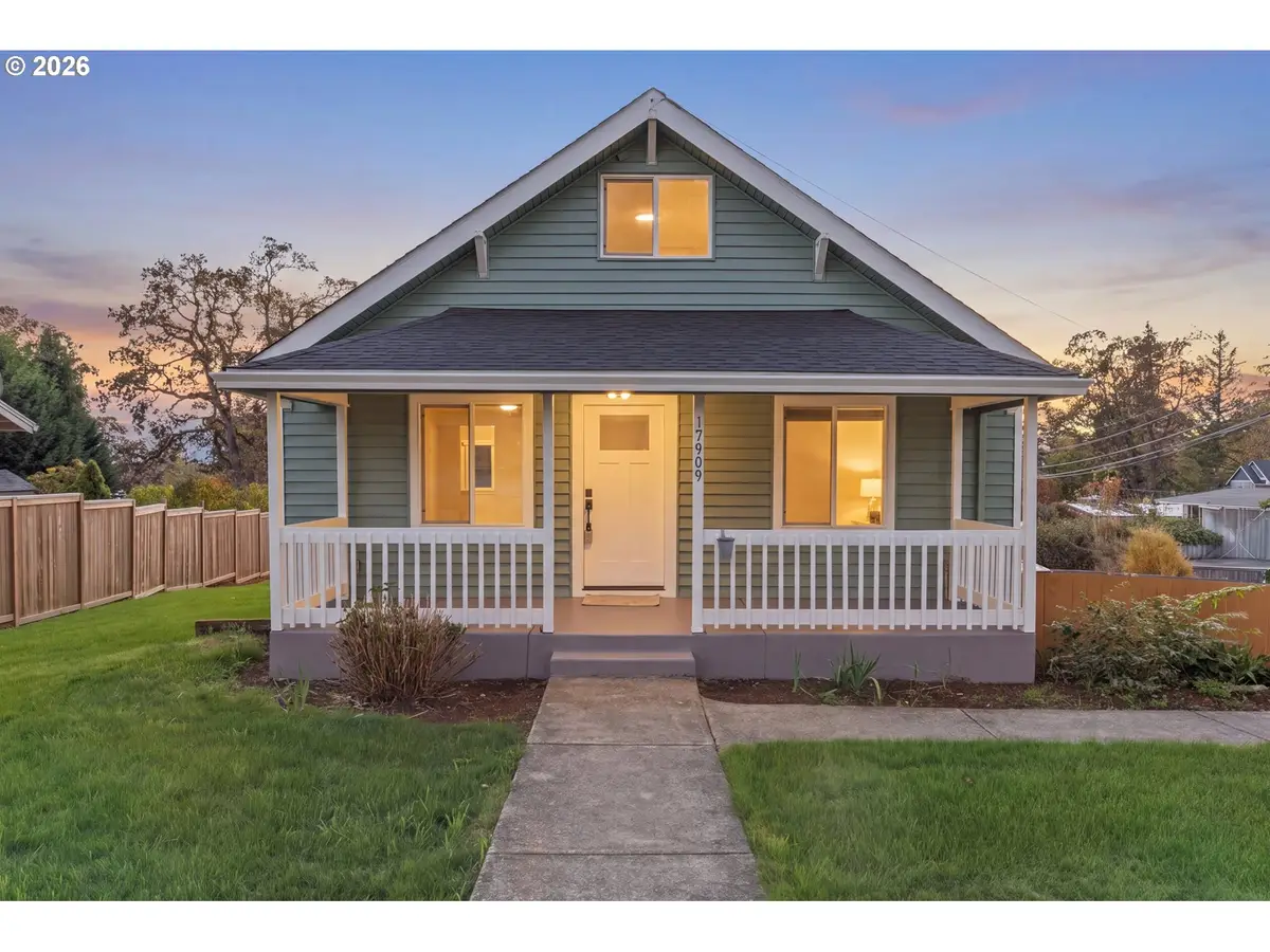 17909 Oatfield Rd, Gladstone, OR 97027 - #1
