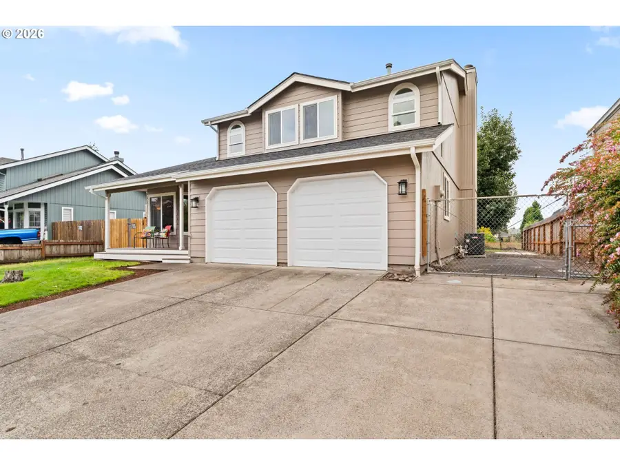 992 S 44th St, Springfield, OR 97478 - #2