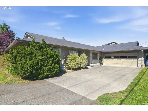 10009 NE Covington Rd, Vancouver, WA 98662
