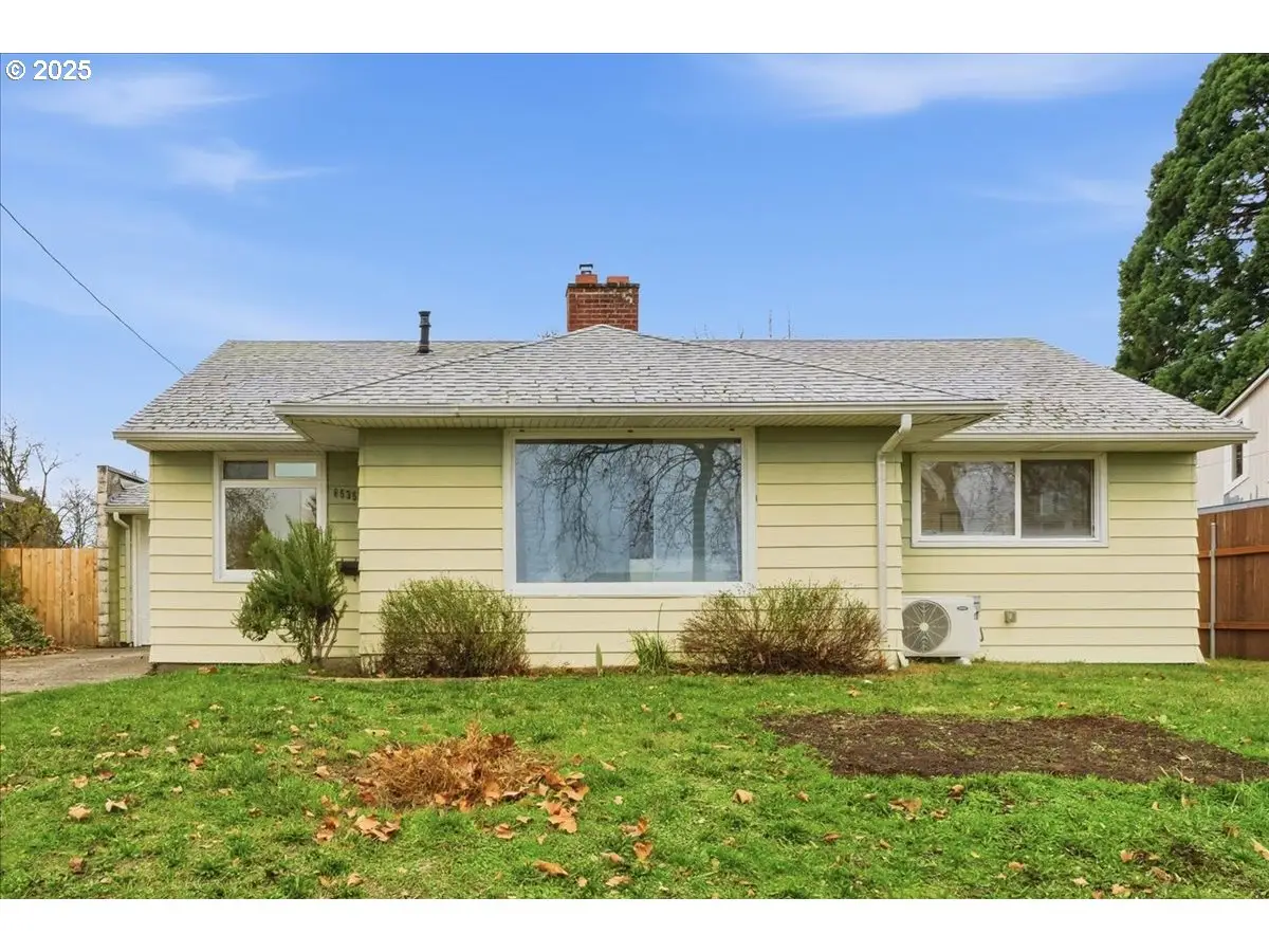8535 SE Stephens St, Portland, OR 97216 - Image #1
