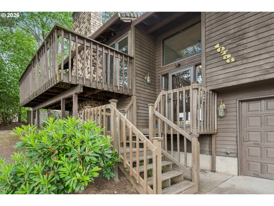 10756 SE 93rd Ct, Northwest Clackamas, OR 97086 - #3