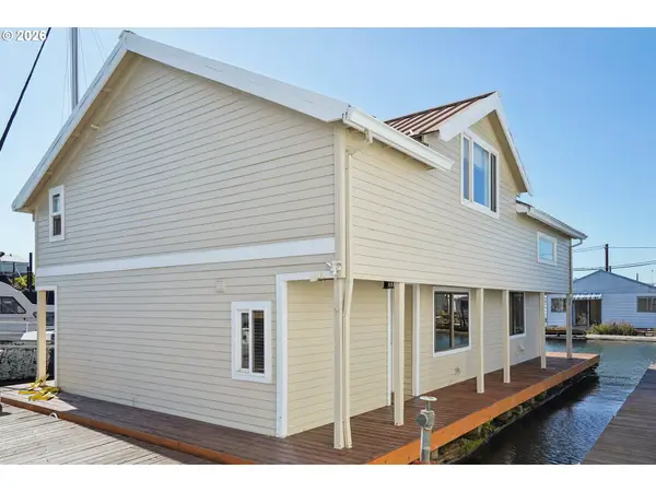 3307 NE Marine Dr #ABH1, Portland, OR 97211