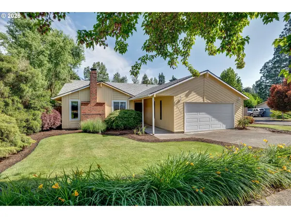 8541 SW Mandan Dr, Tualatin, OR 97062