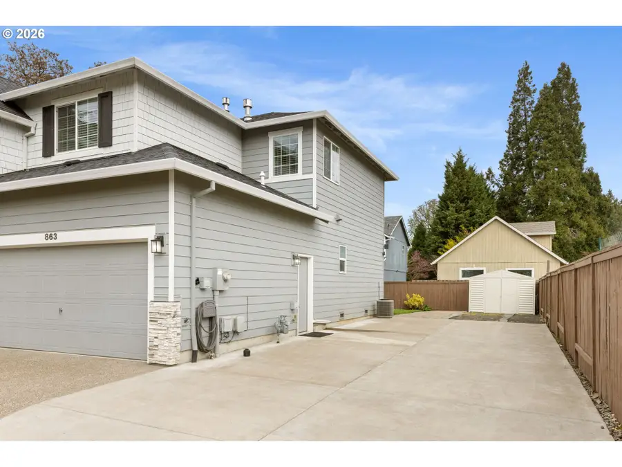 863 NE 4th Ave, Hillsboro, OR 97124 - #3