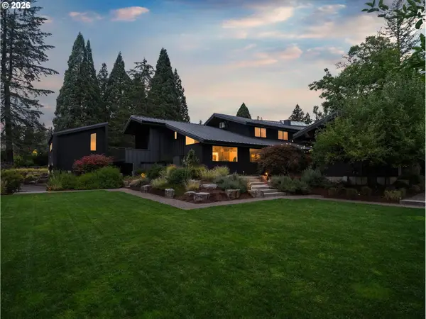 942 S Palatine Hill Rd, Portland, OR 97219