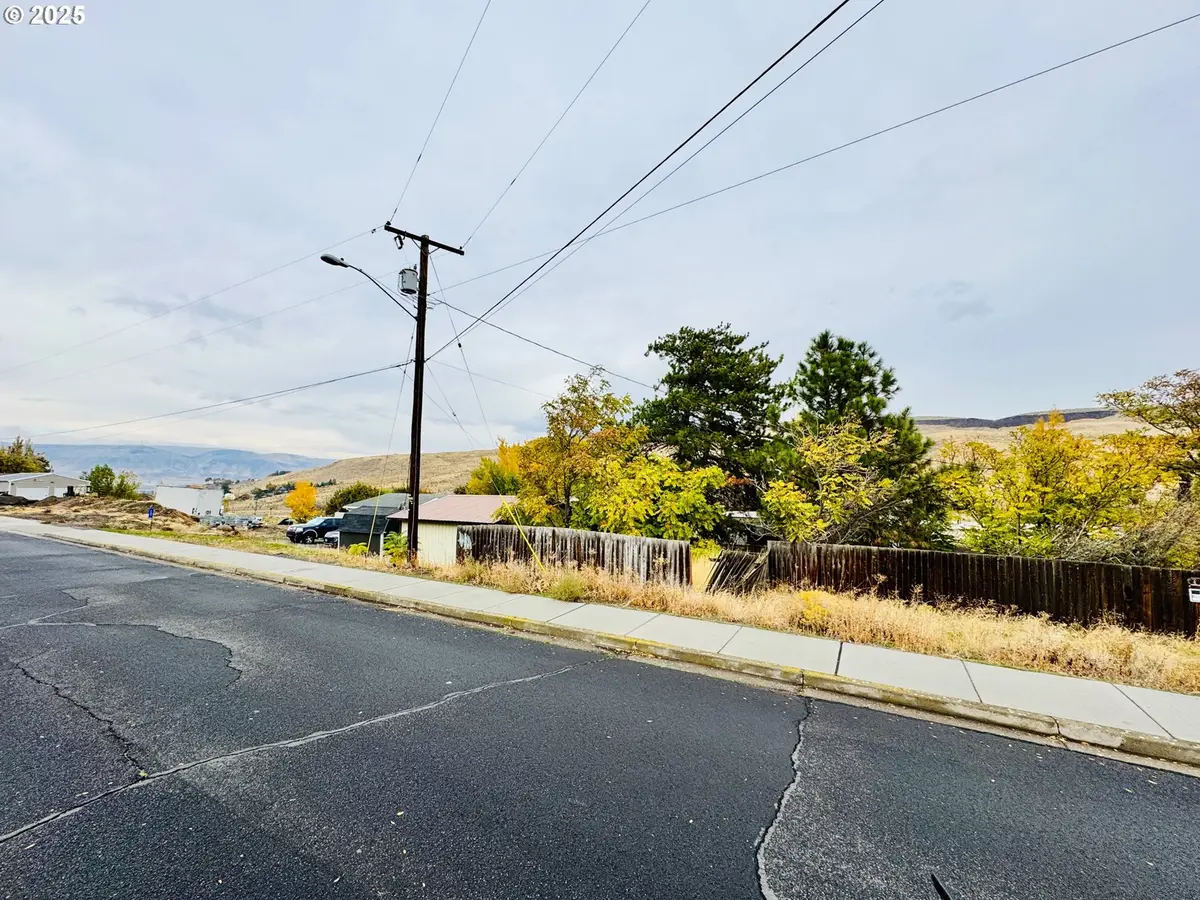 440 Shane Dr, Arlington, OR 97812 - Image #1