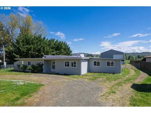 255 Shady Dr, Roseburg, OR 97471