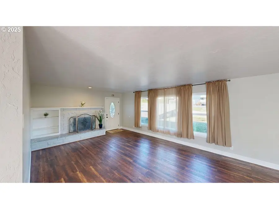 425 Memory Ln, Brookings, OR 97415 - #3