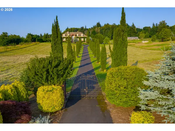 1408 NE Ogden Rd, Troutdale, OR 97060