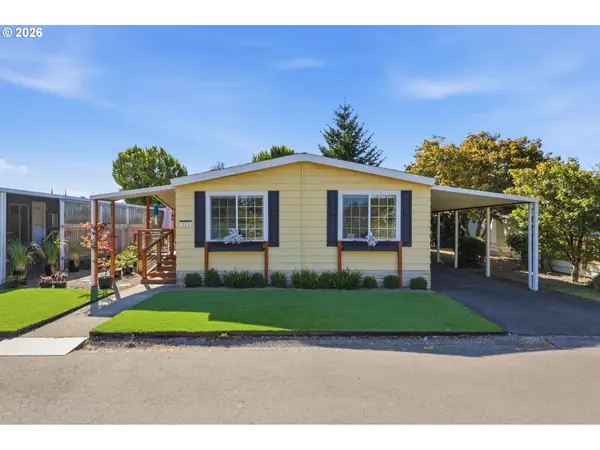 13640 SE Highway 212 #111, Clackamas, OR 97015