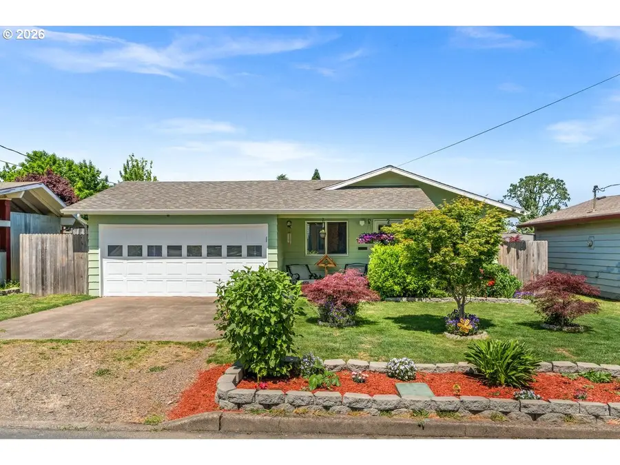 1607 23rd Ave, Forest Grove, OR 97116 - #2
