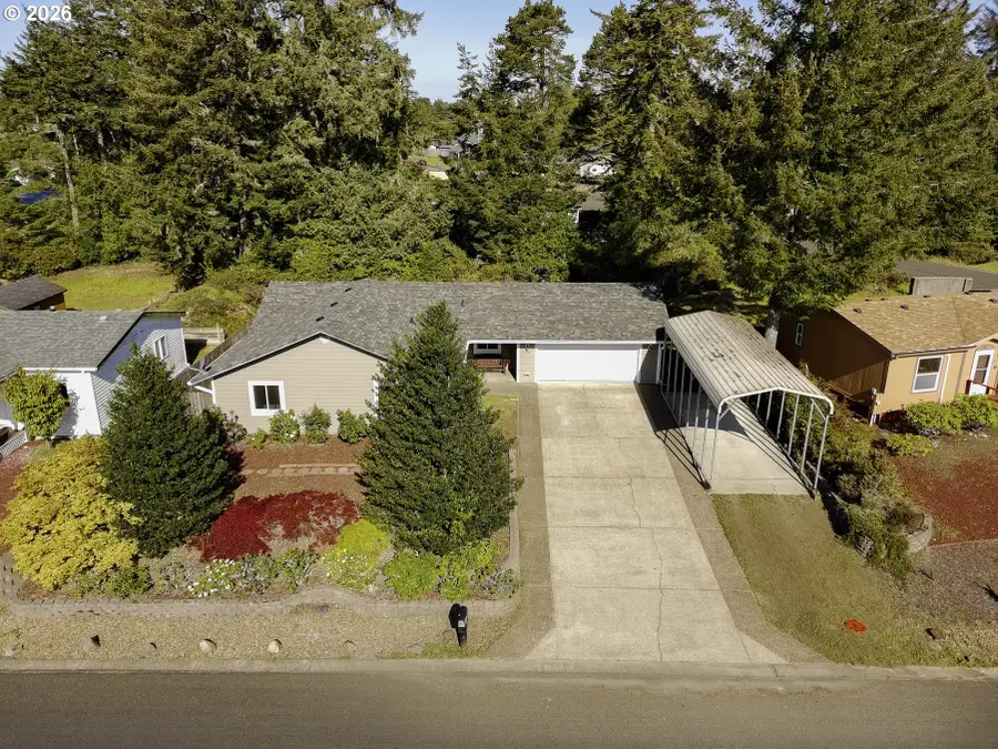 1751 Willow Loop, Florence, OR 97439 - #2