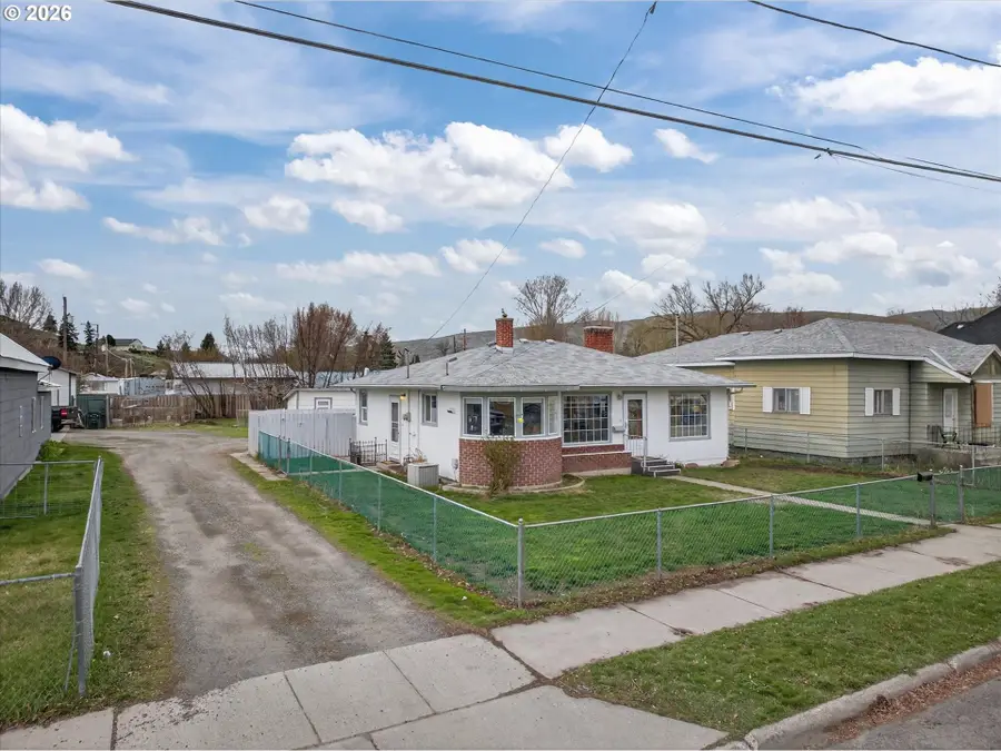 1705 Valley Ave, Baker City, OR 97814 - #3