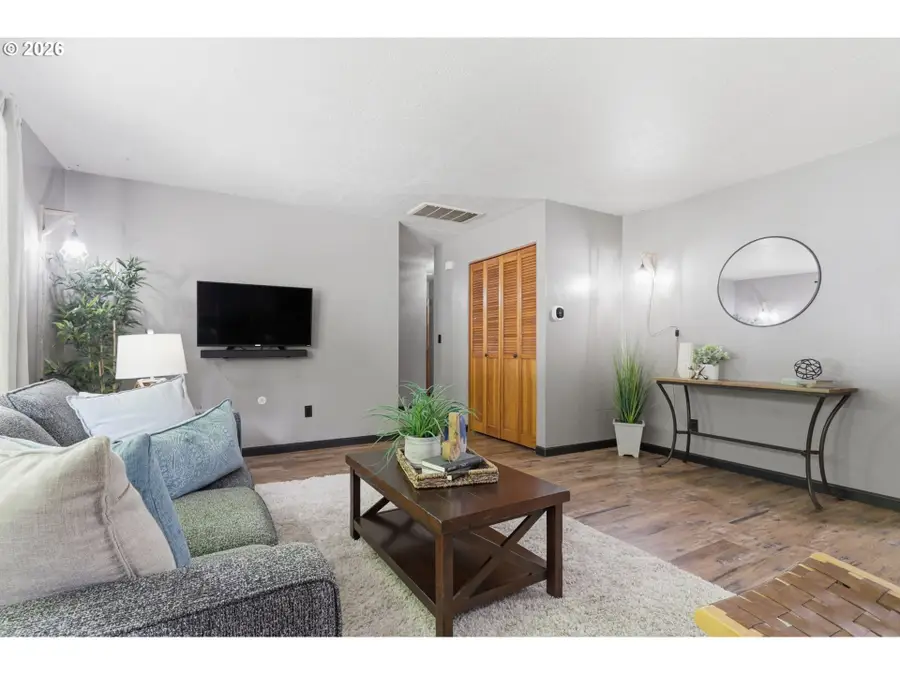 3830 SE 150th Ave, Portland, OR 97236 - #3