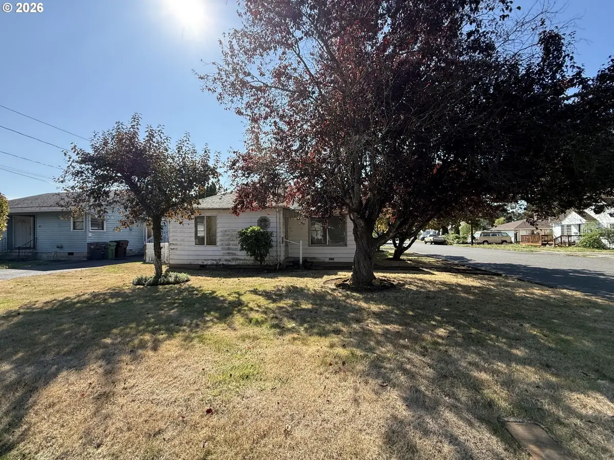 174 Macarthur St, Saint Helens, OR 97051 - #1