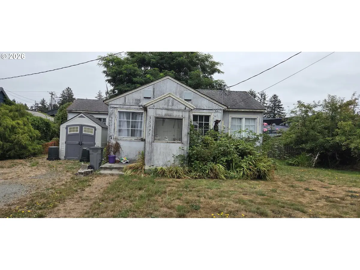 35895 8 Th St, Nehalem, OR 97131 - #1