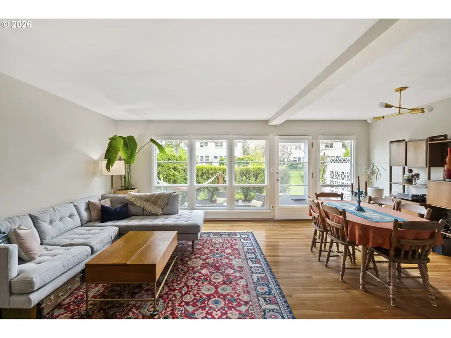 6923 NE Broadway, Portland, OR 97213 - #3