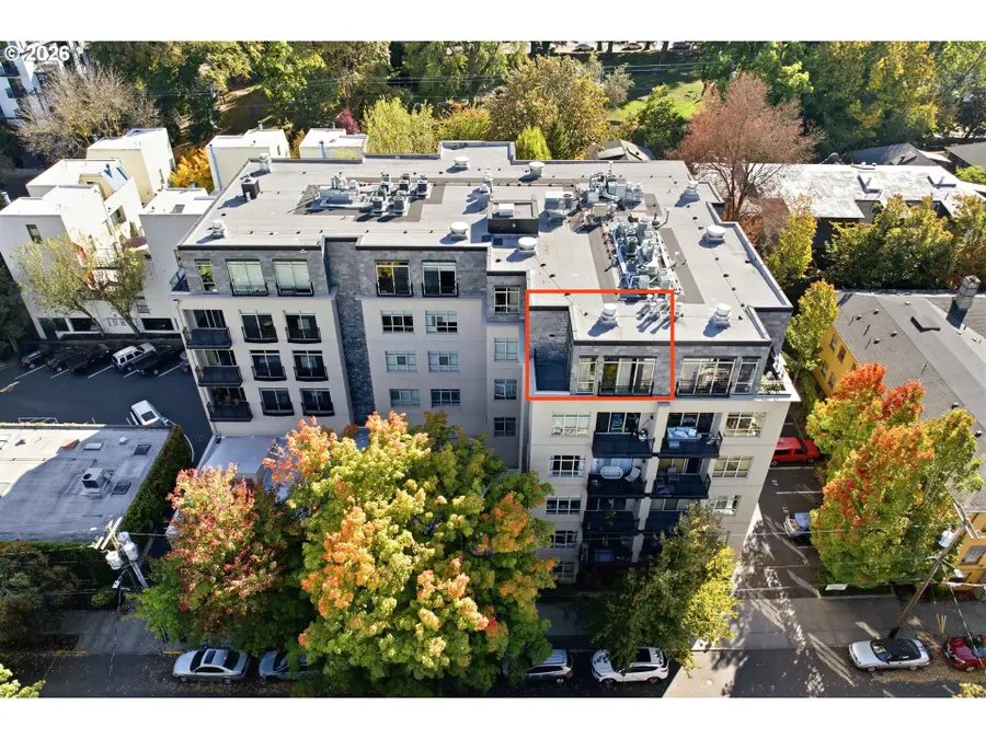 1930 NW Irving St #603, Portland, OR 97209 - #2