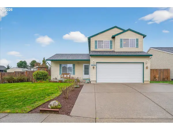 51685 SE 2nd St, Scappoose, OR 97056