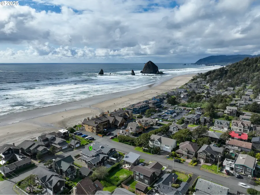 2939 Pacific Ave, Cannon Beach, OR 97110 - Image #3