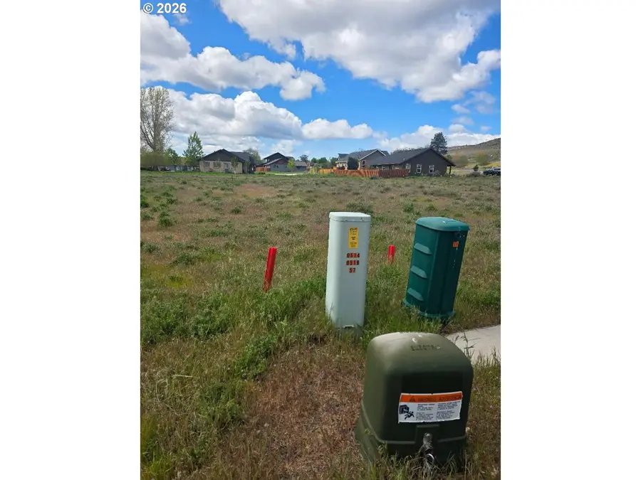 205 Little Lake Rd, Maupin, OR 97037 - #2