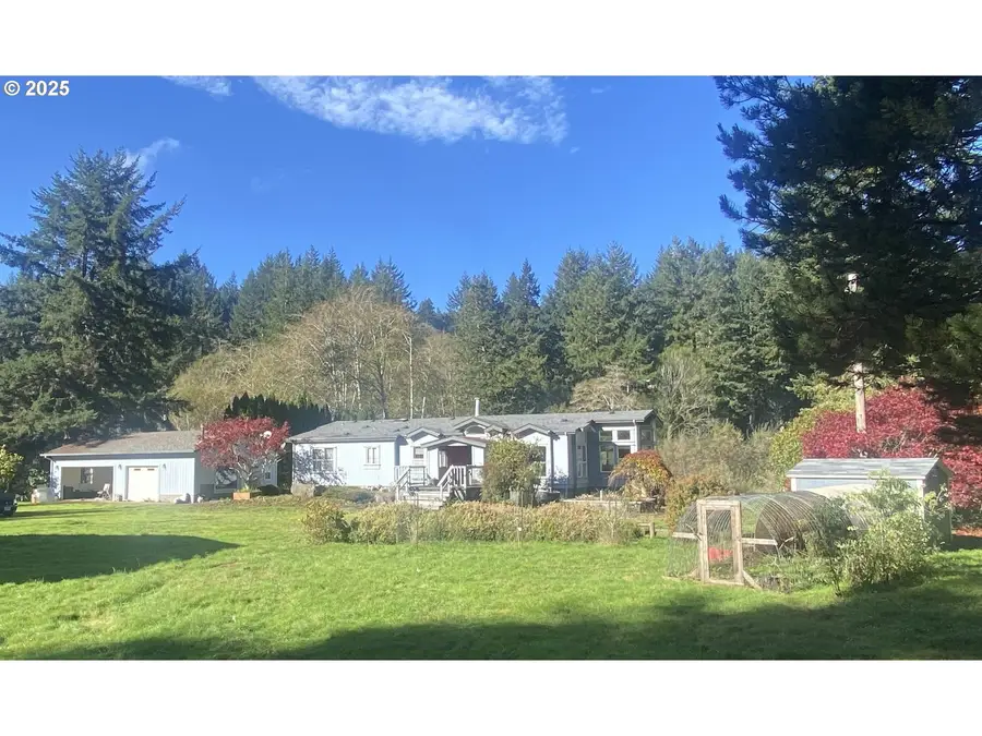 30 Winchuck River Rd, Brookings, OR 97415 - Image #2