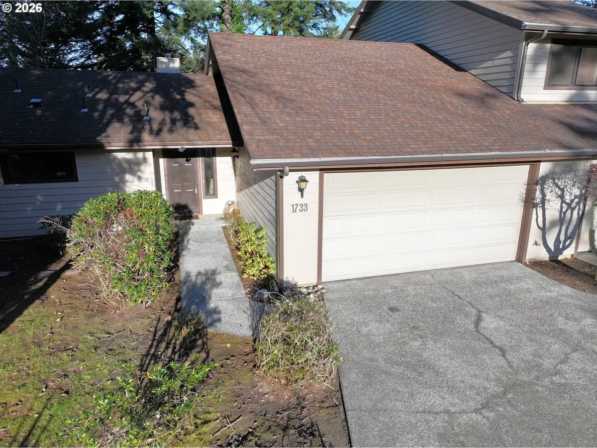 1733 Arch Ln, Brookings, OR 97415 - Image #1