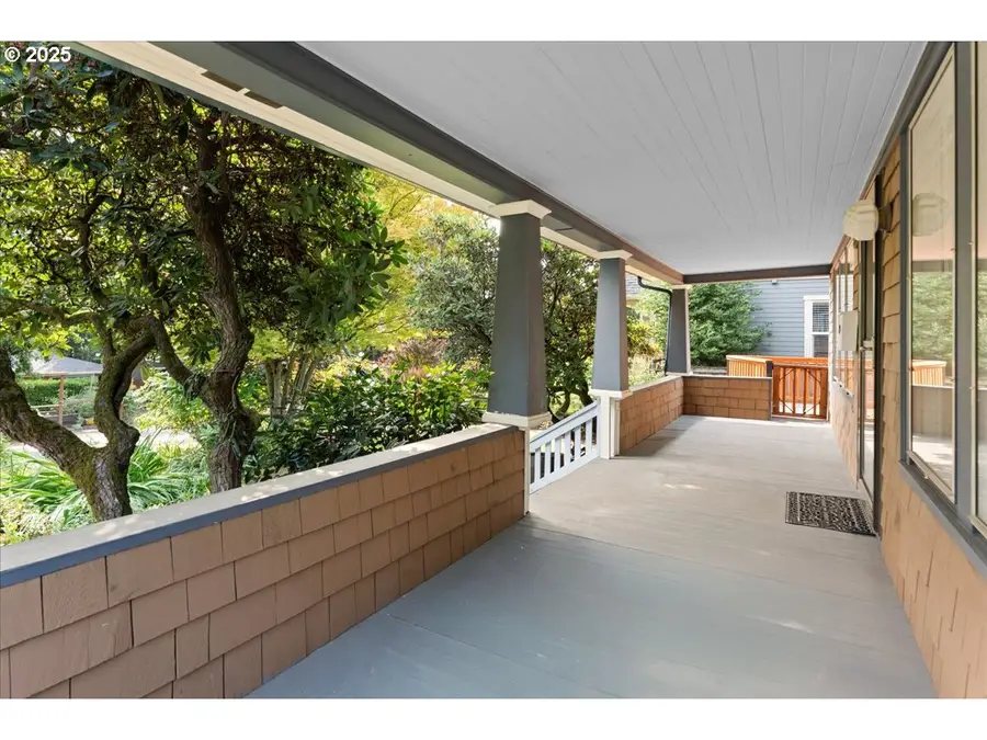 8005 SW 46th Ave, Portland, OR 97219 - Image #3