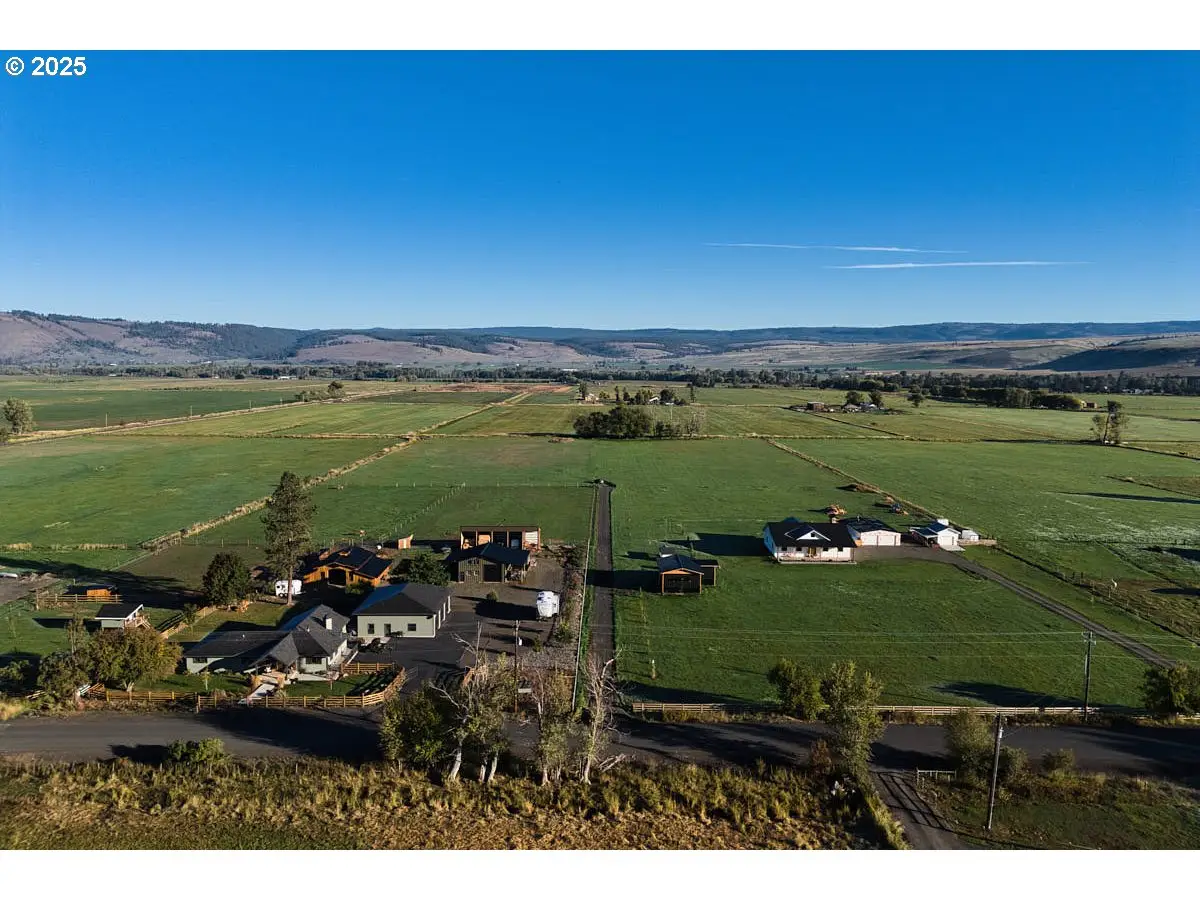 75340 Upper Diamond Ln, Wallowa, OR 97885 - Image #1