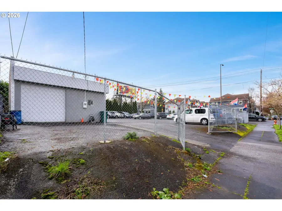 7062 NE M L King Blvd, Portland, OR 97211 - #3