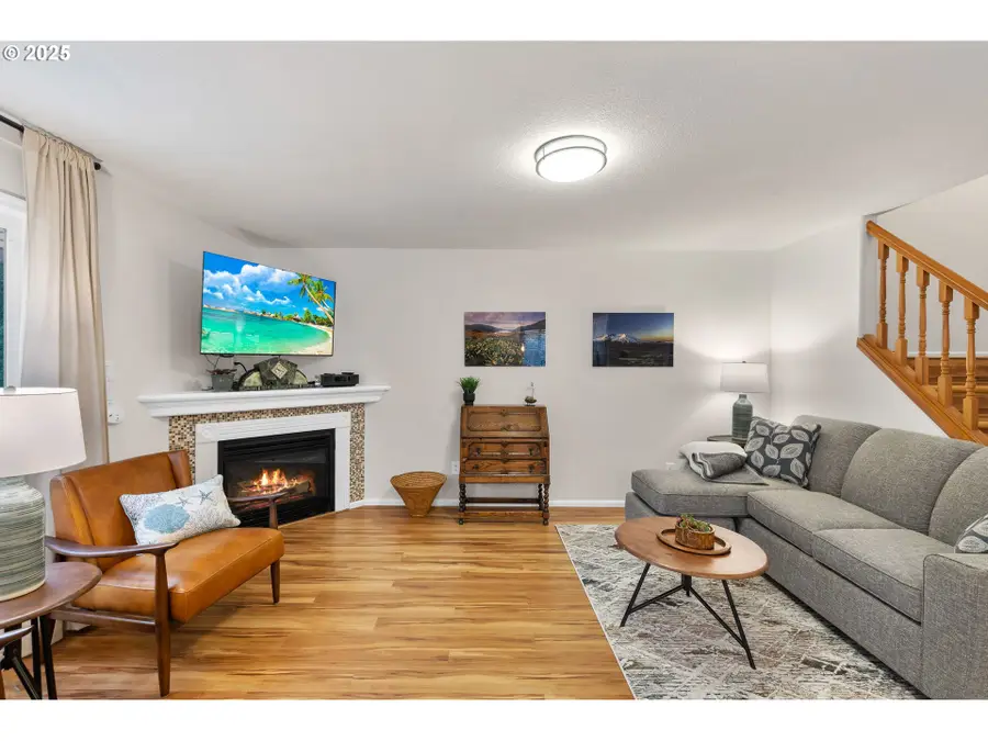 1021 SW 24th St, Troutdale, OR 97060 - Image #3