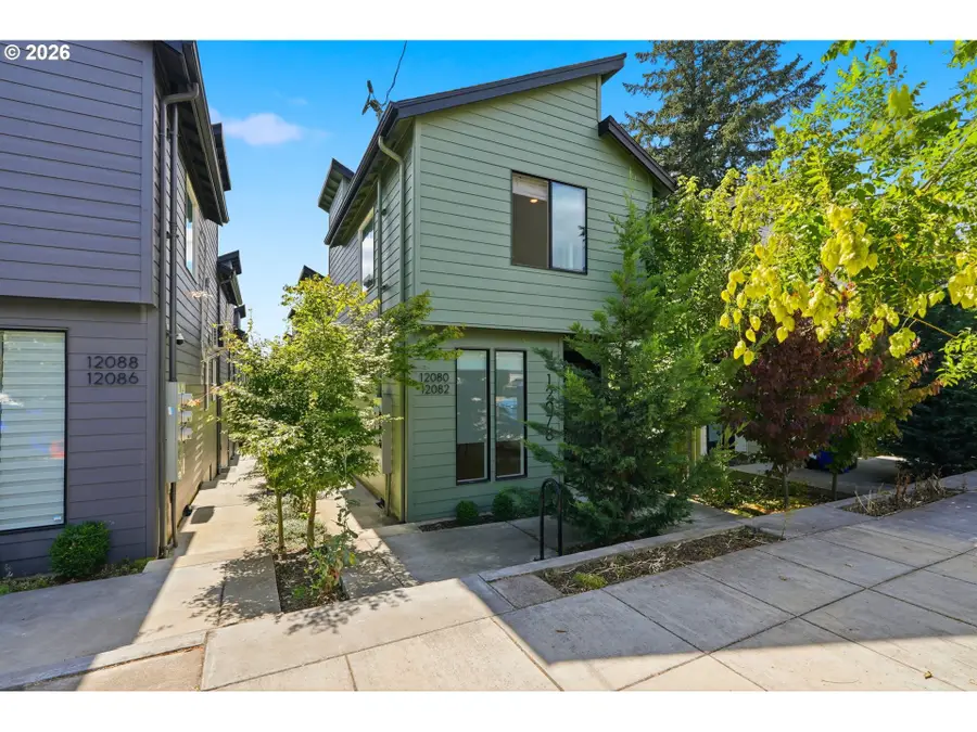 12078 SE Pine St, Portland, OR 97216 - #2