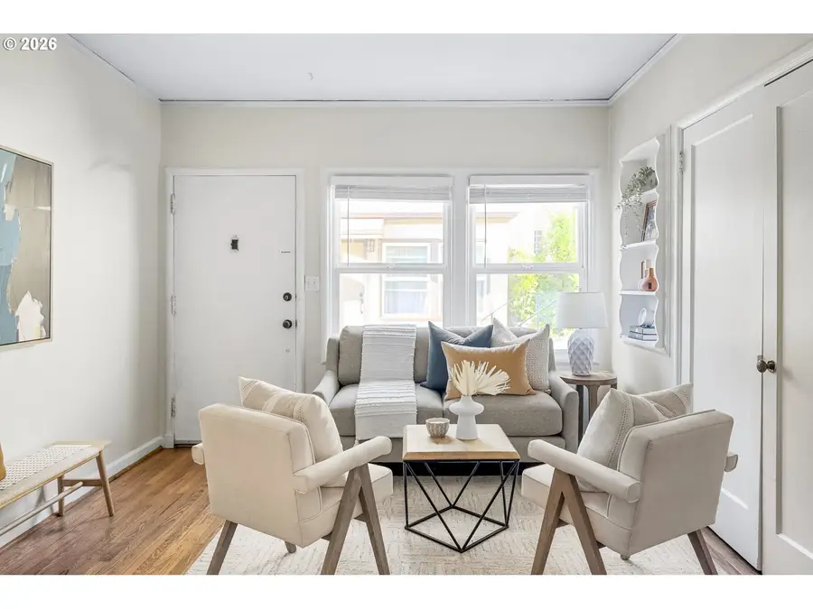 130 SE 31st Ave #8, Portland, OR 97214 - #3