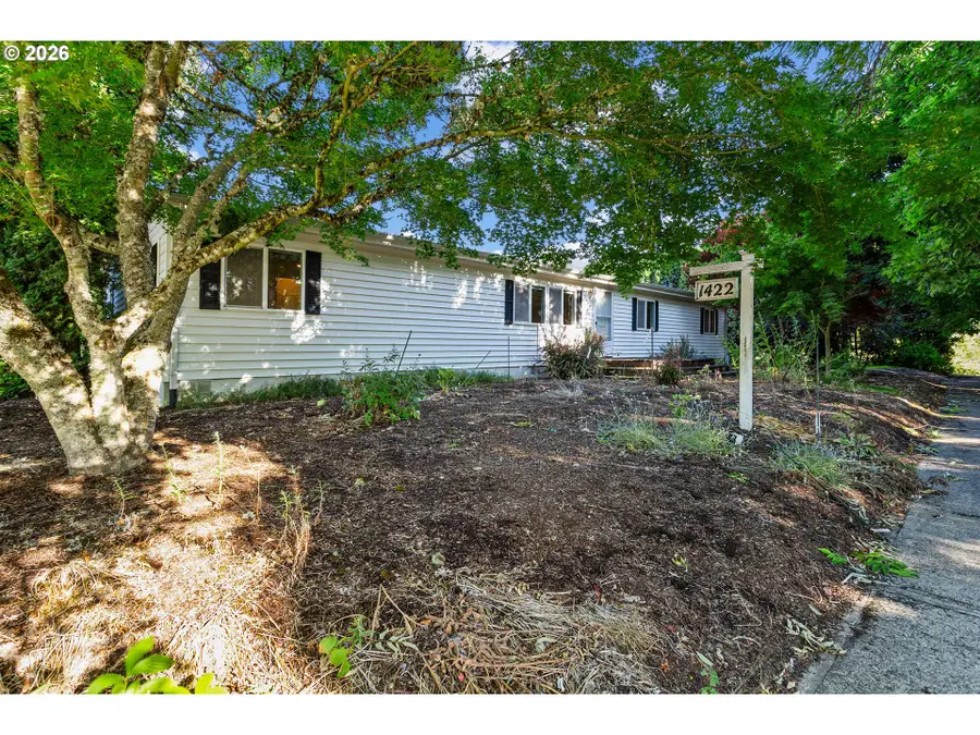 1422 SW Westvale St #102, McMinnville, OR 97128 - #3