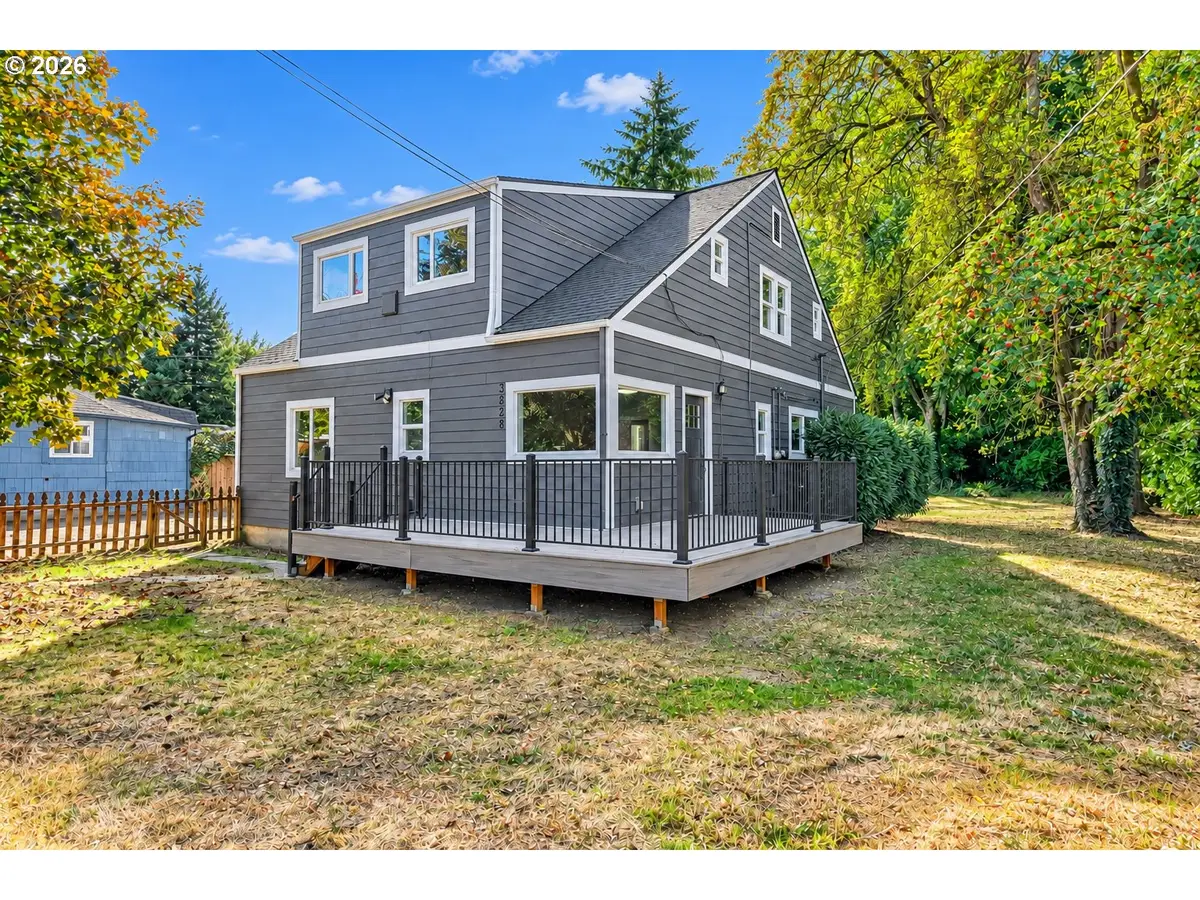3628 SE Wake St, Milwaukie, OR 97222 - #1