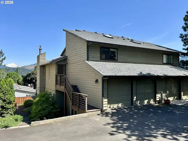 1502 Lincoln St #3, HoodRiver, OR 97031
