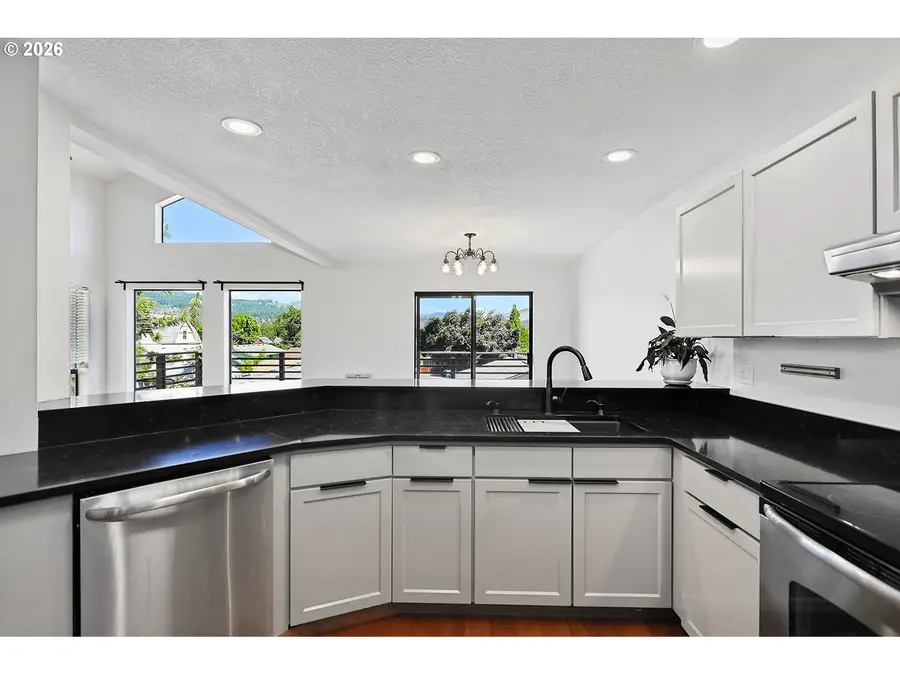 1502 Lincoln St #3, Hood River, OR 97031 - #3