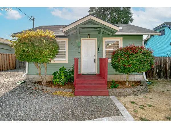 423 NE Main St, Estacada, OR 97023
