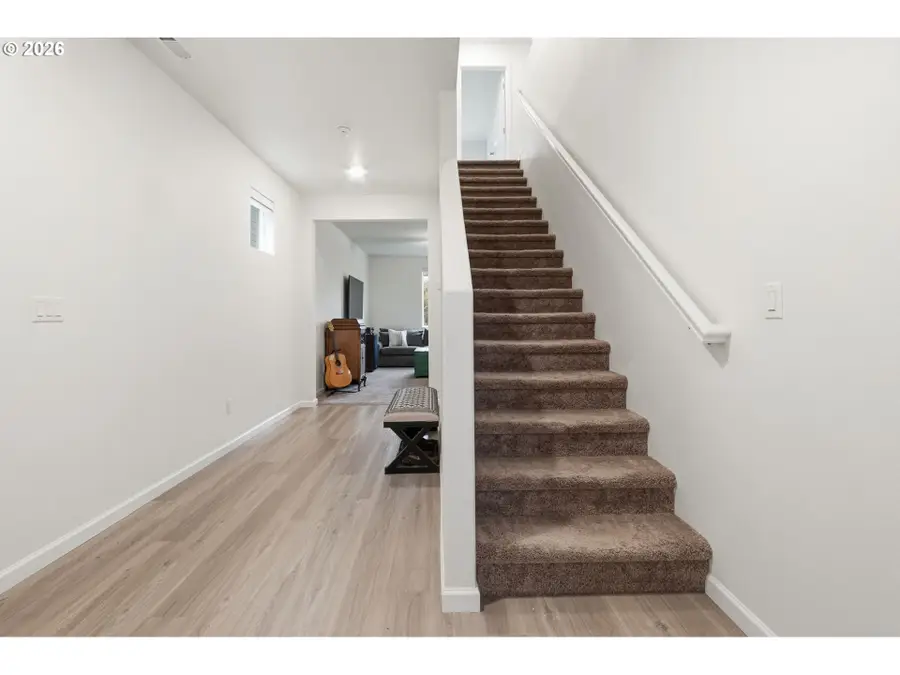 1706 W 12th St, La Center, WA 98629 - #2