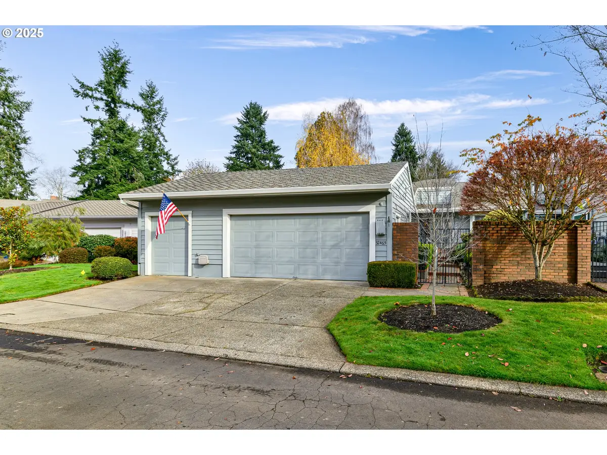 32465 SW Lake Point Ct, Wilsonville, OR 97070 - Image #1