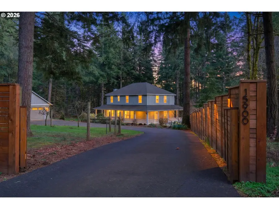 15900 S Lora Ct, Northwest Clackamas, OR 97045 - #2