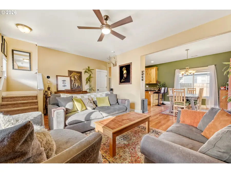 1620 N Lena Ct, Lafayette, OR 97127 - #3