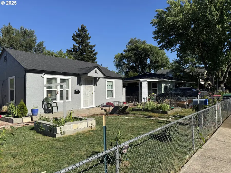 801 Grant Ave, Medford, OR 97501 - Image #2