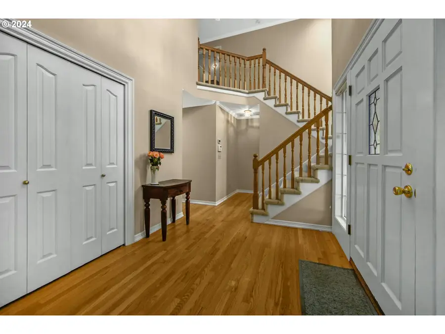 6044 SW Knightsbridge Dr, Portland, OR 97219 - #3