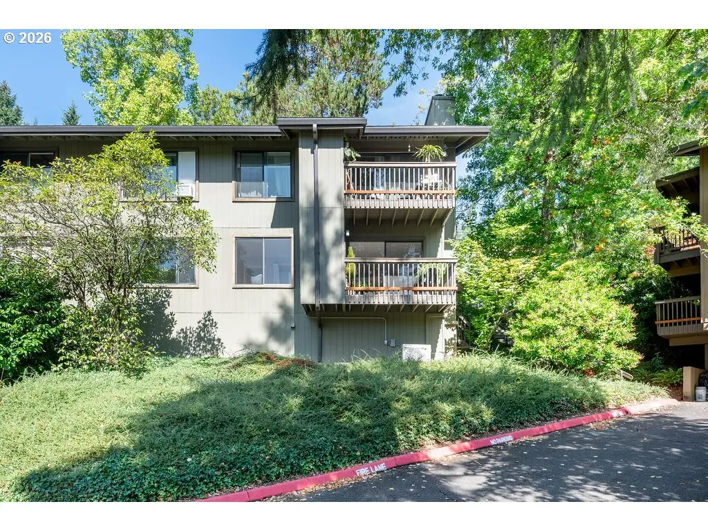 7542 SW Barnes Rd #C, Portland, OR 97225 - #1