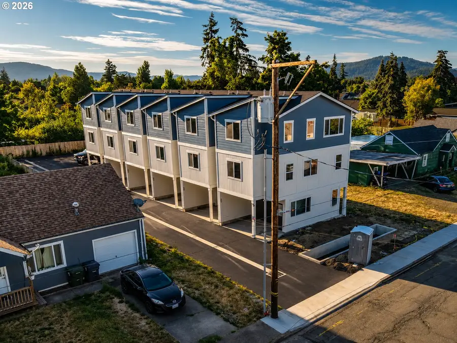 505 17th St, Springfield, OR 97477 - #2