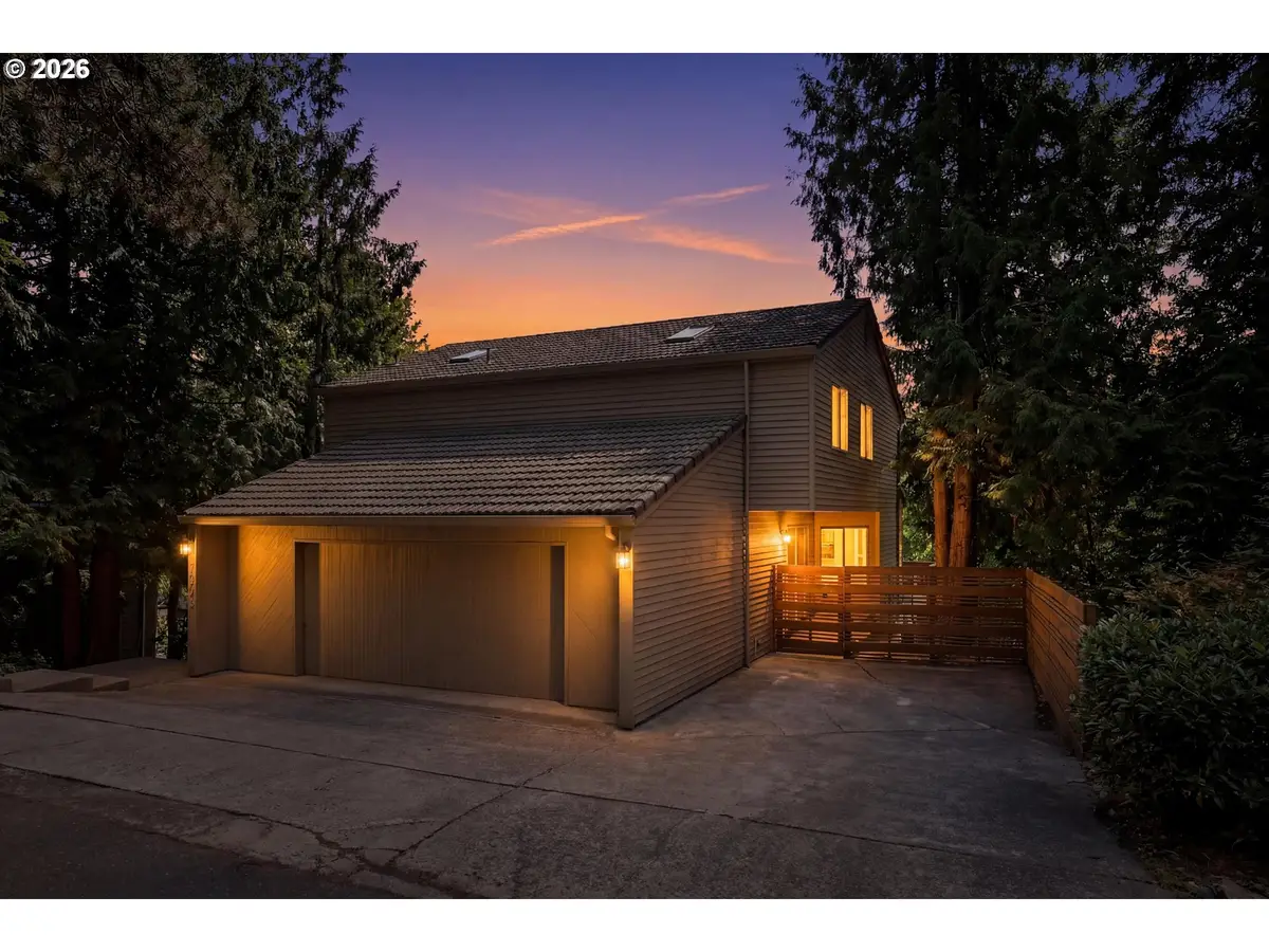 7024 SW Canyon Dr, Portland, OR 97225 - #1