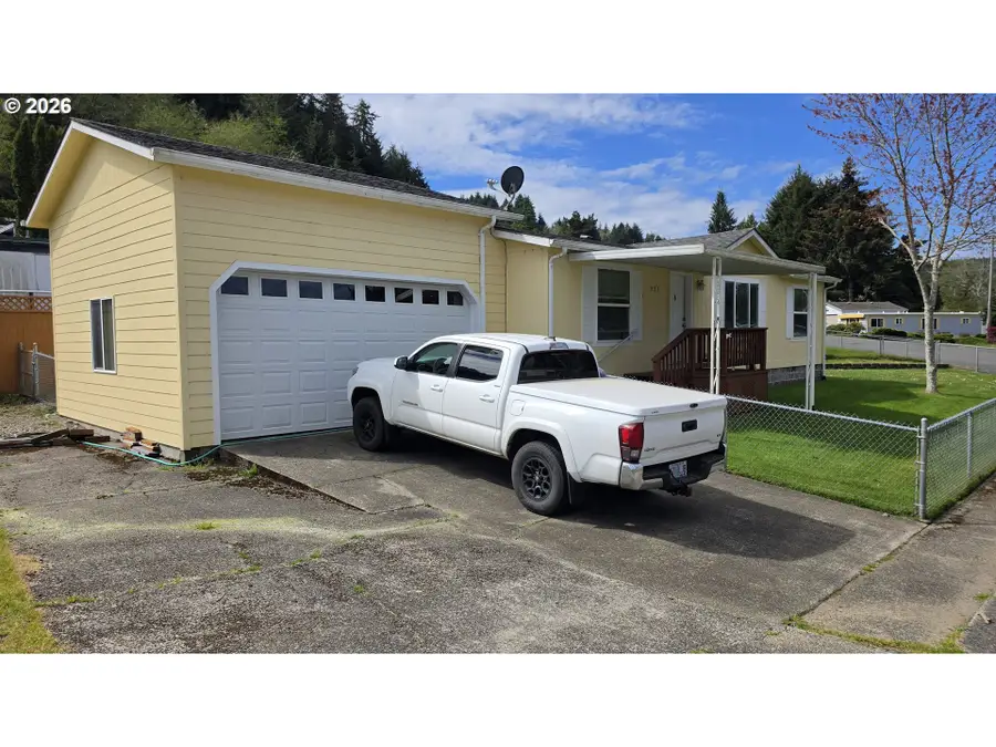 923 Scott Ter, Reedsport, OR 97467 - #2