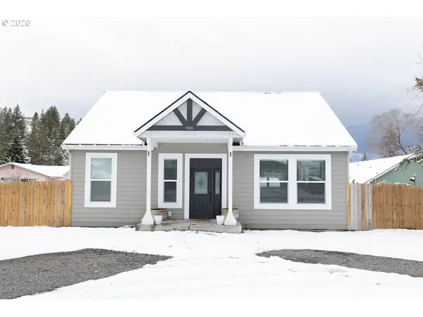 606 2nd St, Cove, OR 97824