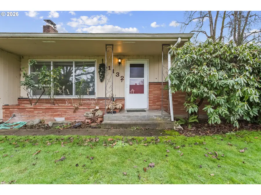 1132 Cedar St, Lake Oswego, OR 97034 - Image #2